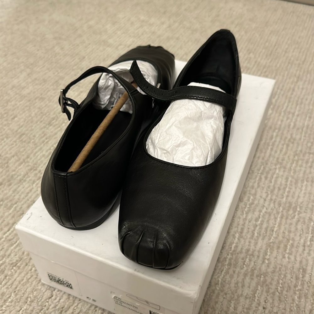 COS PLEATED LEATHER MARY-JANE BALLET FLATS SIZE US 10 (EUR 41)